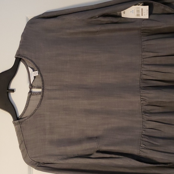 NWT Time and Tru Peplum Crinkle Ruffle Blouse, Size Small - Picture 2 of 8